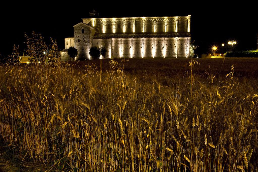 La Luma Hotel Montecosaro  Екстериор снимка