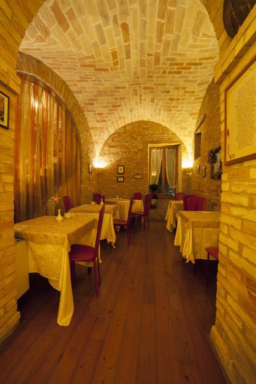 La Luma Hotel Montecosaro  Екстериор снимка