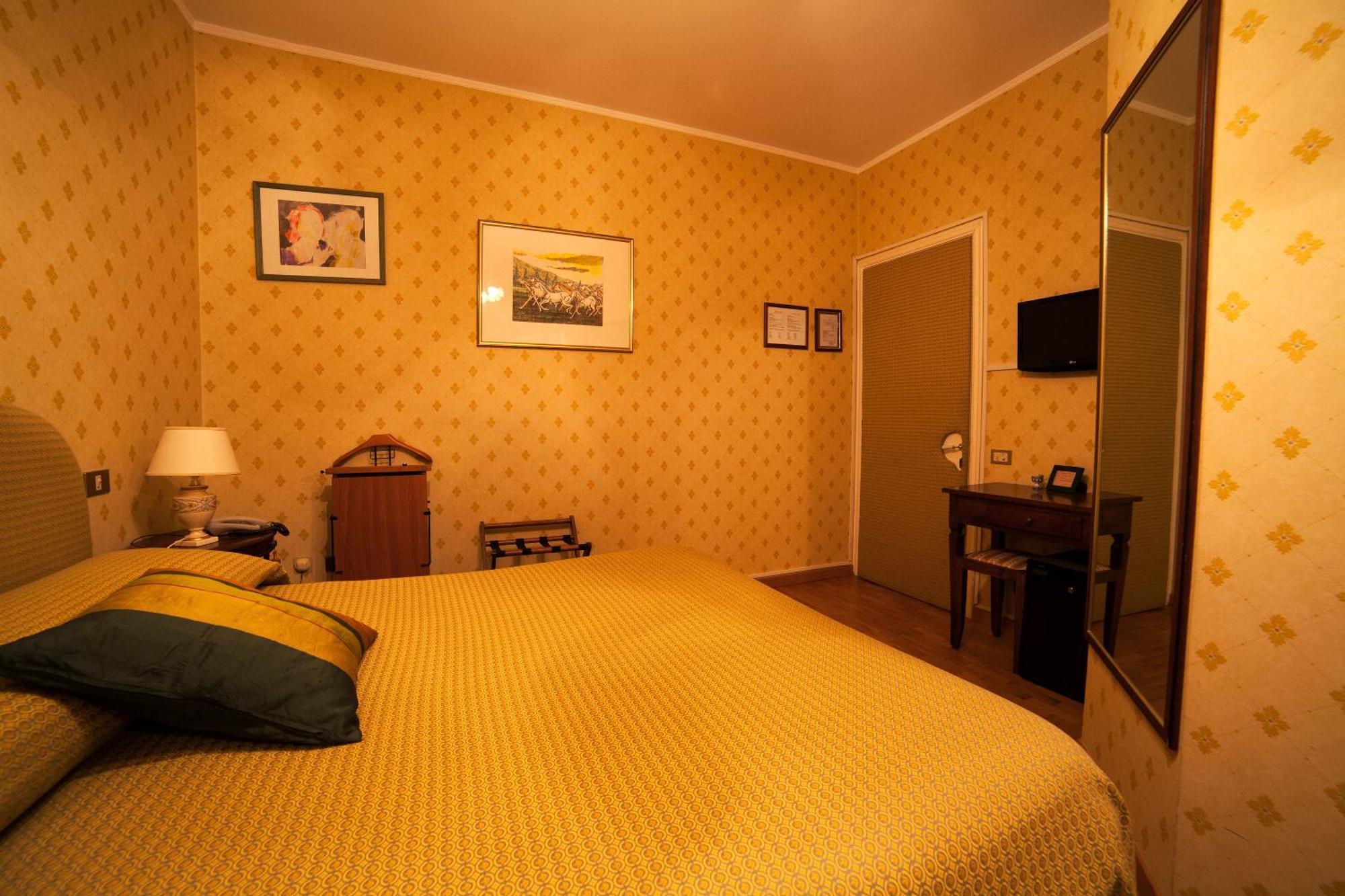 La Luma Hotel Montecosaro  Екстериор снимка